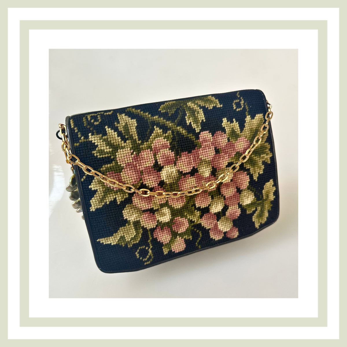 N049 - The Jeane