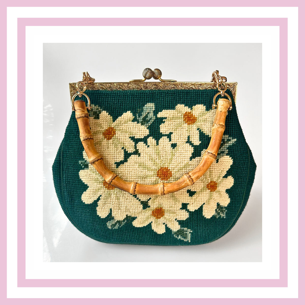 N247 - Blue Daisy