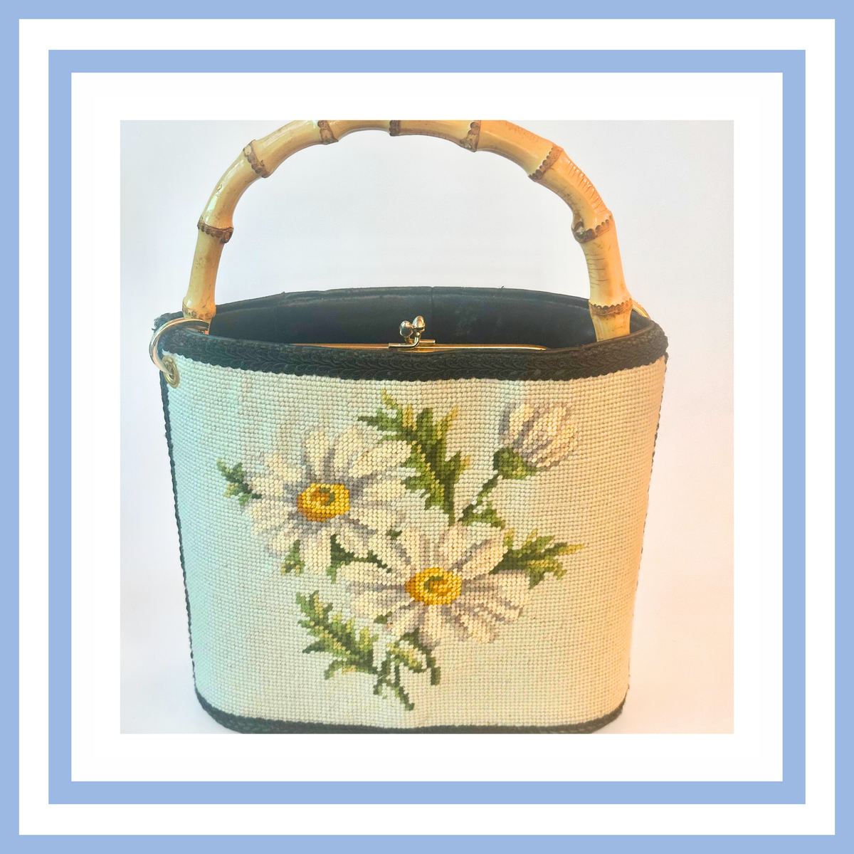 N246 - White Daisy
