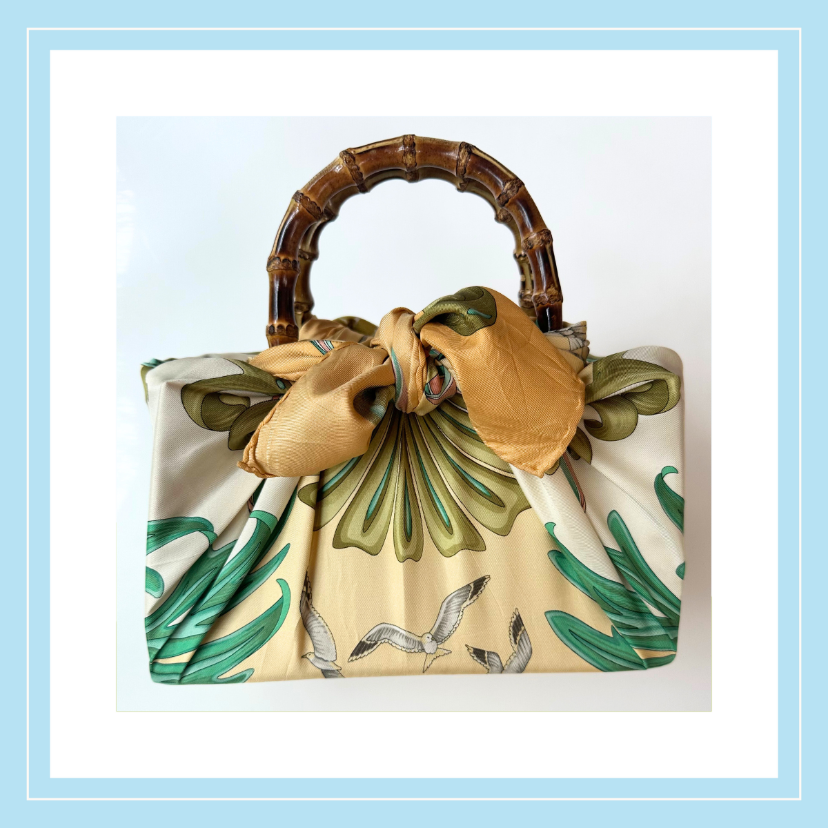 S037 -Dolphin Delight